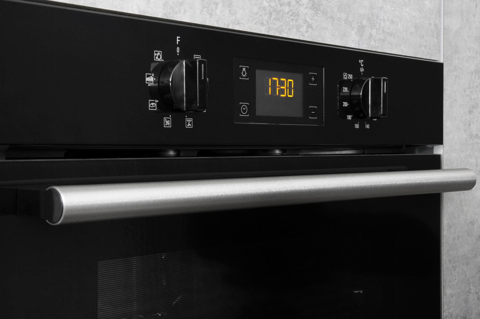 Picture of Hotpoint Class 2 SA2 540 H BL Built-in Oven in Black 