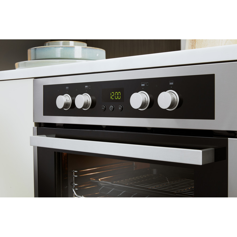 Whirlpool AKL 309 IX Built-in Double Oven in Inox and Black