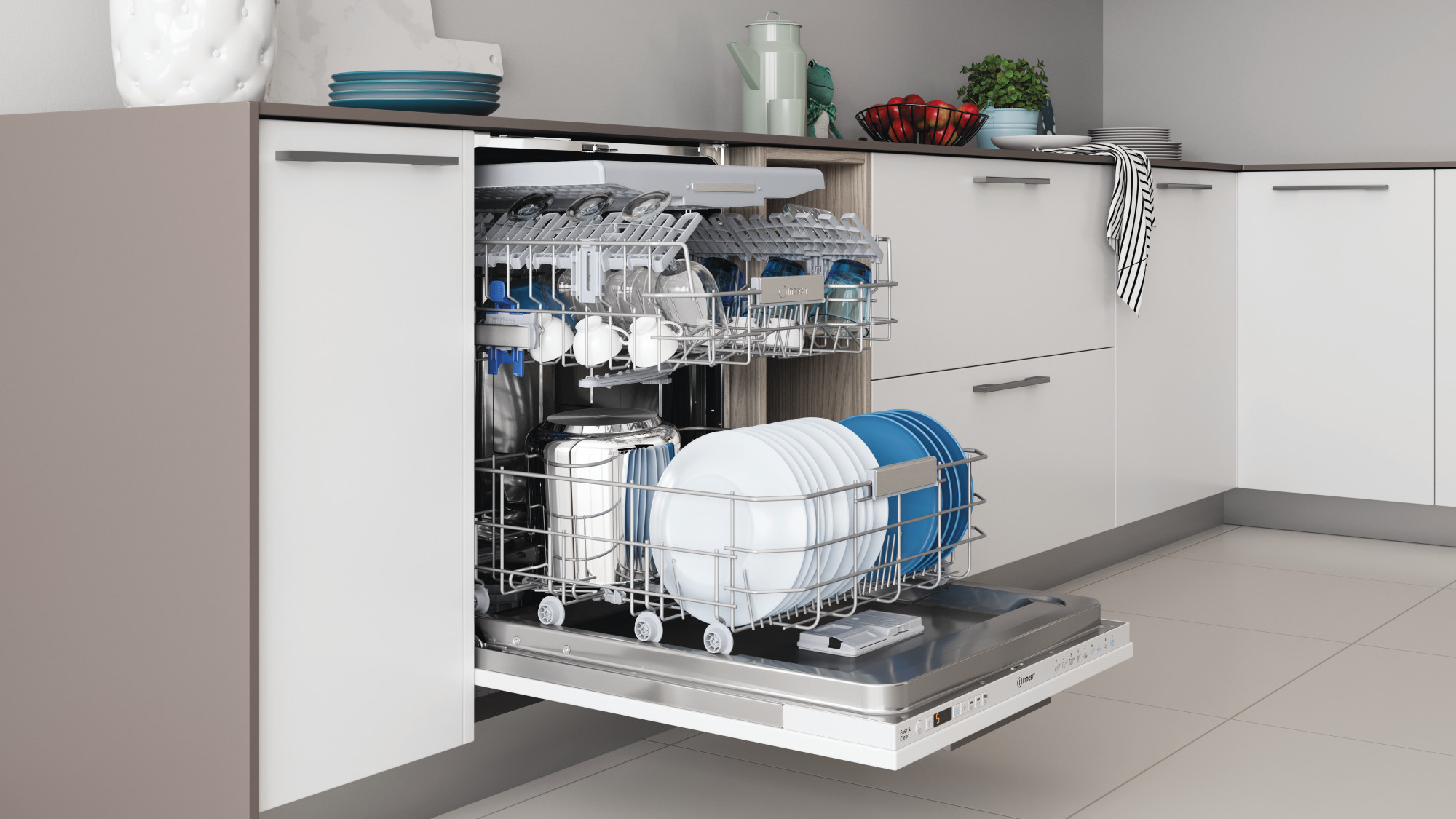 Picture of Indesit DIO 3T131 FE UK  Full Size Integrated Dishwasher with 14 Place Settings