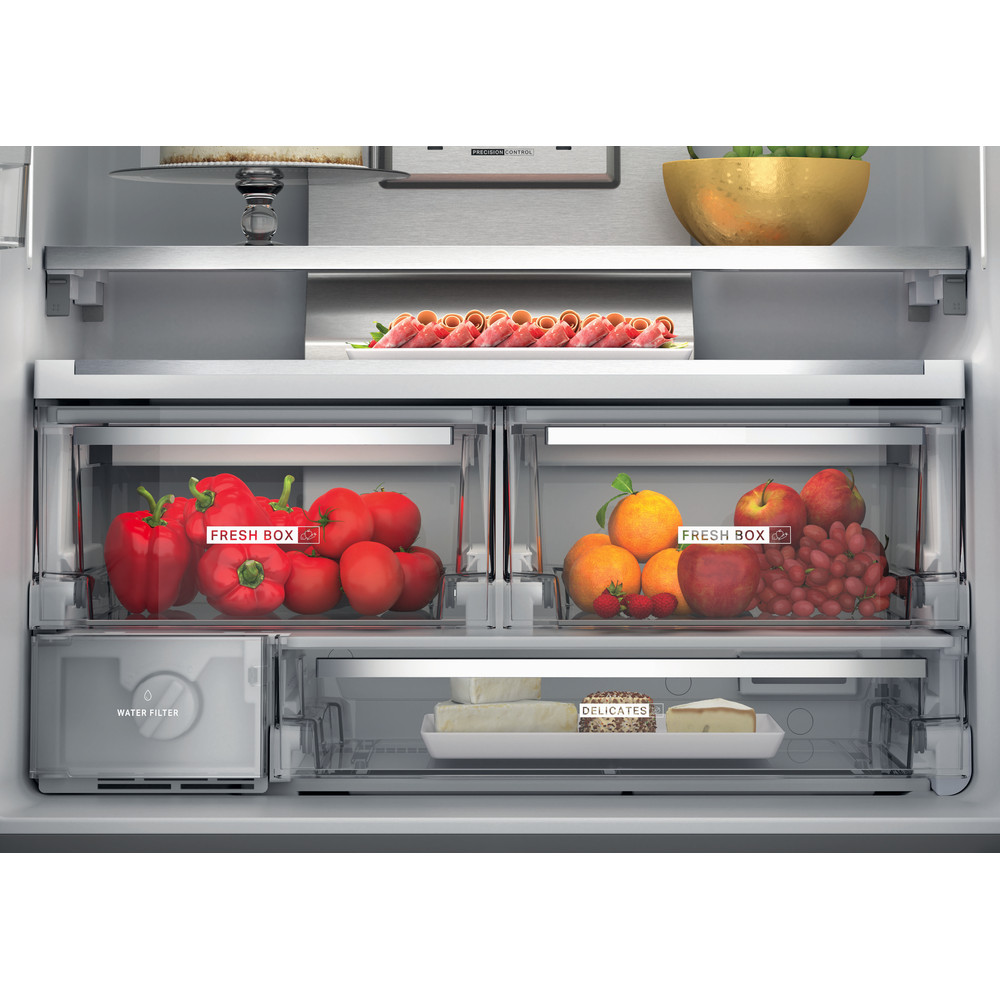 Whirlpool W Collection WQ9I MO1L UK Fridge Freezer - Stainless Steel