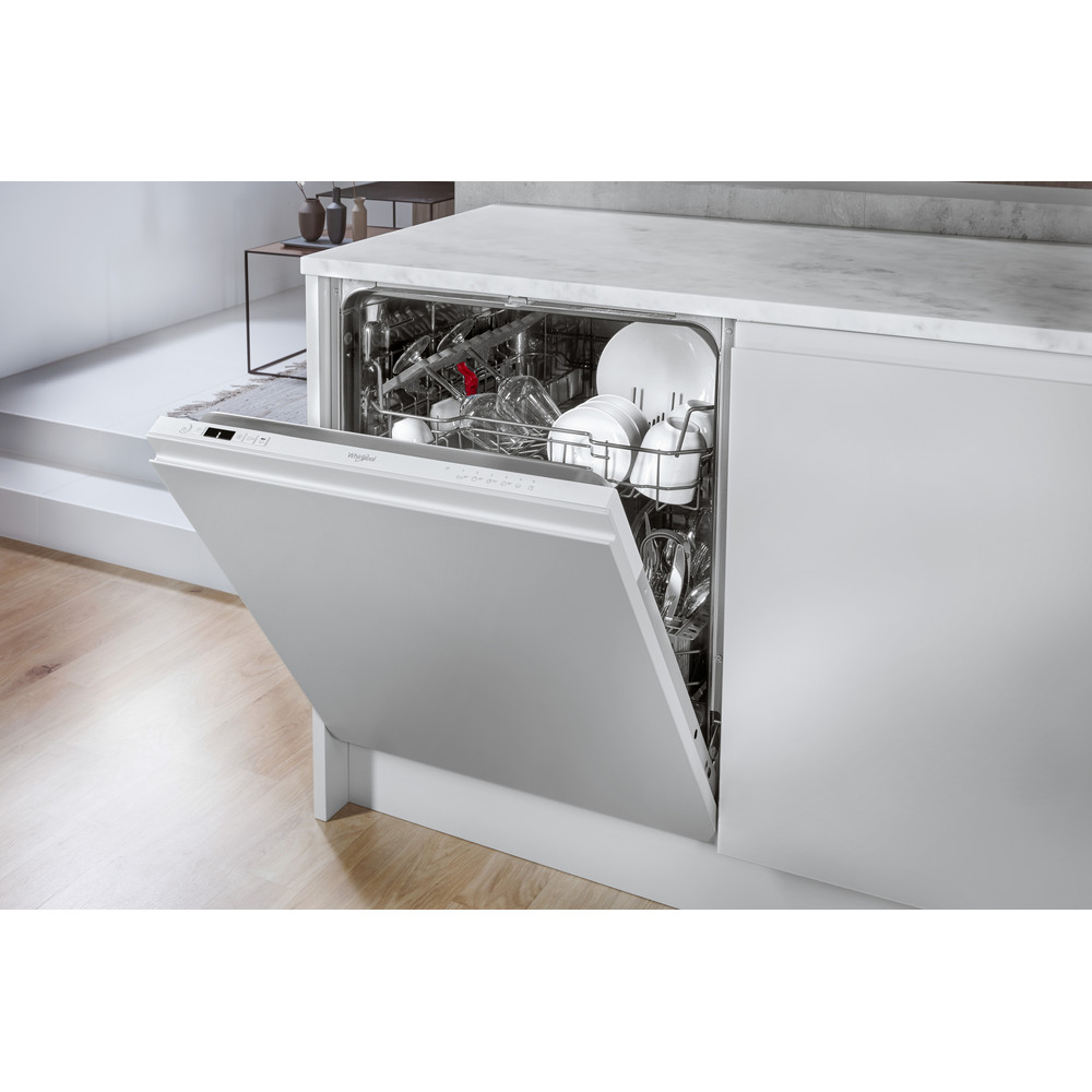Whirlpool WIC 3B19 SupremeClean Built-In Dishwasher A+ 13 Place