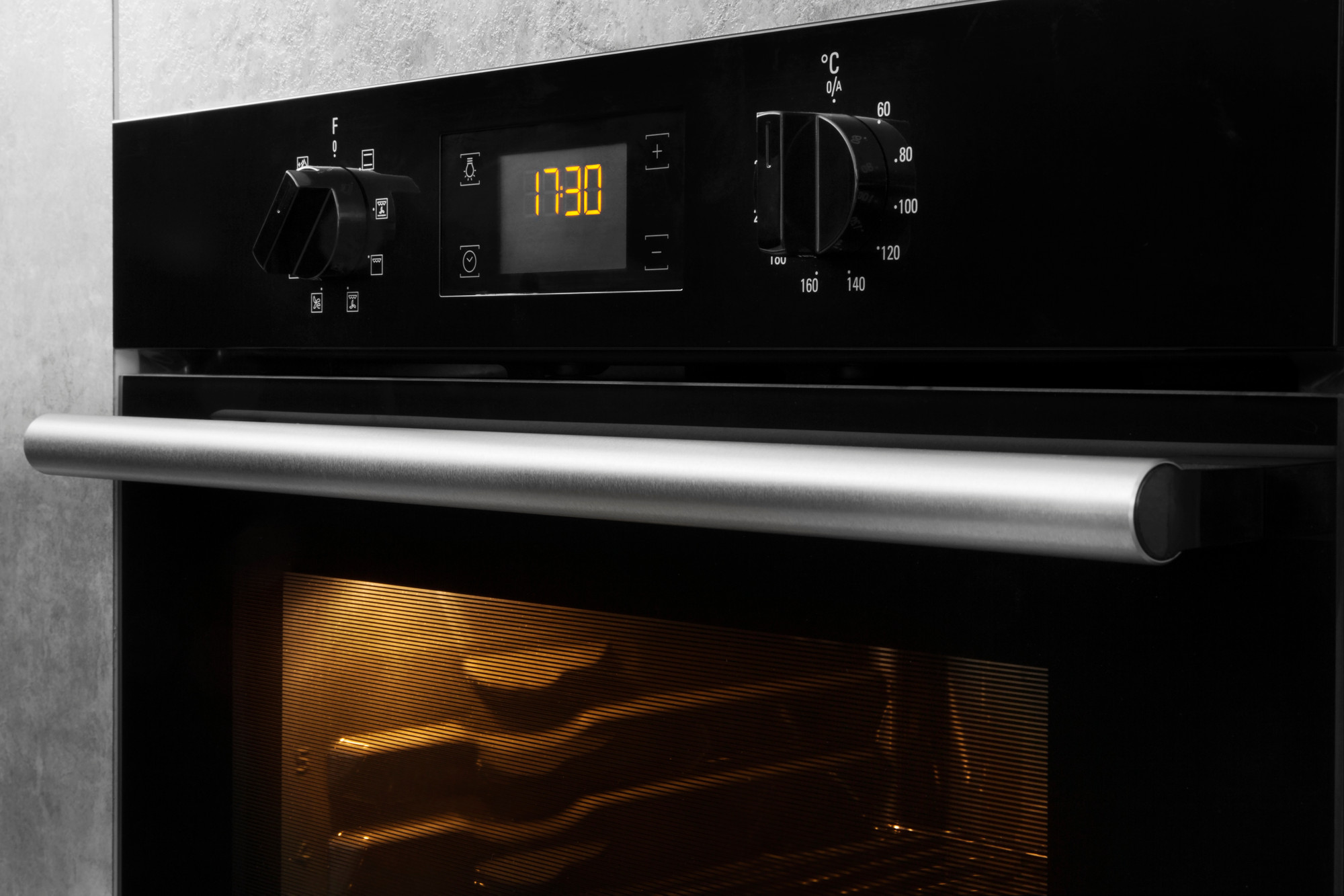 Picture of Hotpoint Class 2 SA2 540 H BL Built-in Oven in Black 