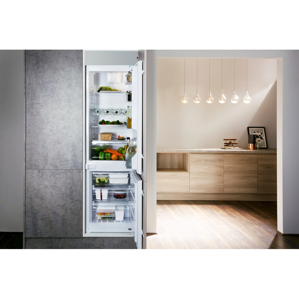 Hotpoint built in fridge freezer frost free hmcb 7030 aa d f uk 1