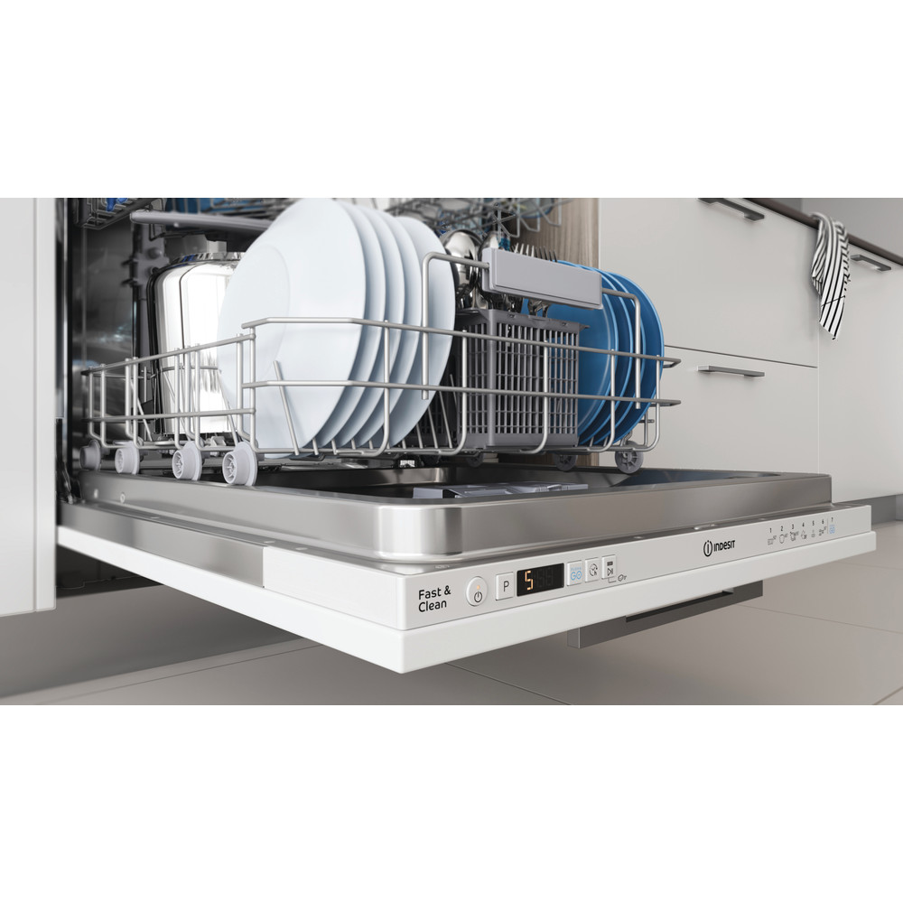 Integrated Dishwasher Indesit DIC 3B+16 UK Indesit UK