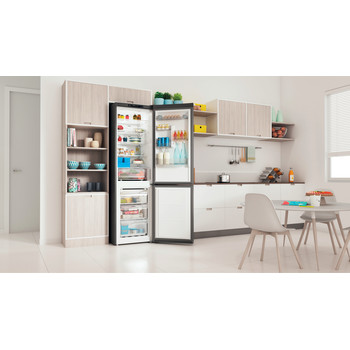 Perfil embellecedor estante frigorífico Indesit TAE37 C00114789