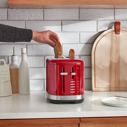 Kitchenaid Toaster Free-standing 5KMT2109BER Empire Red Lifestyle 1