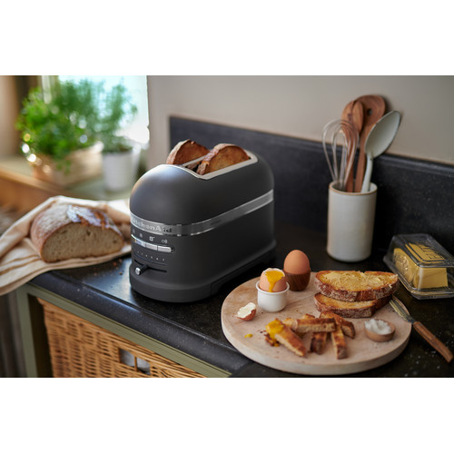 Kitchenaid Toaster Free-standing 5KMT2204EGR Imperial Grey Lifestyle