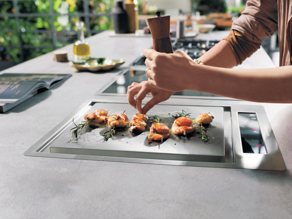 TABLE DOMINO INDUCTION TEPPANYAKI 38 CM KHTD2 38510 Site officiel