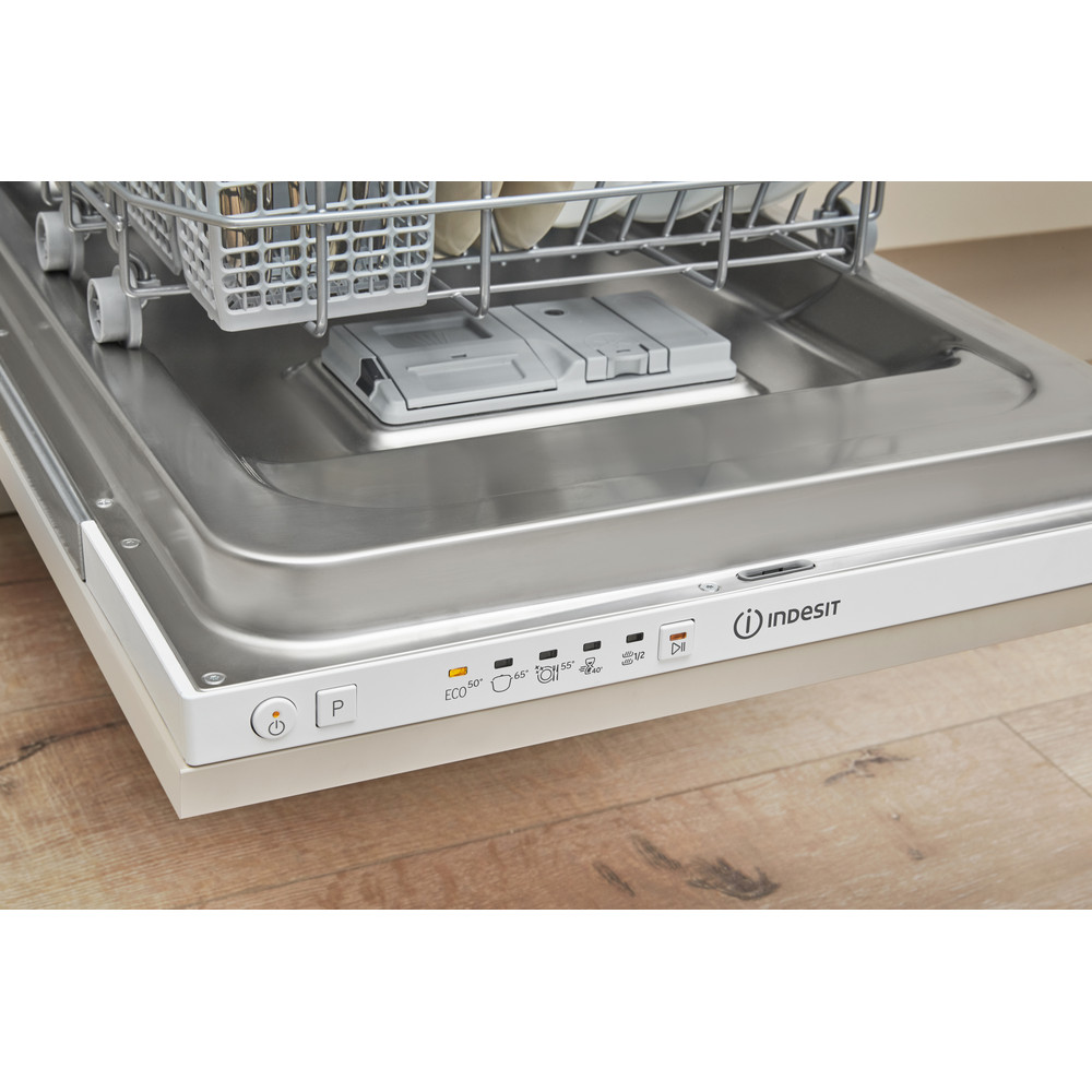 Indesit DSIE2B10UK Integrated Dishwasher Silver DSIE 2B10 UK