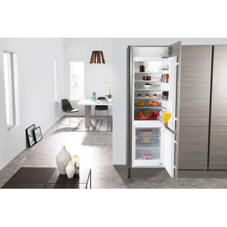 Whirlpool built in fridge freezer: frost free - ART 872/A+/NF