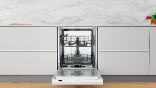 Integreret Whirlpool-opvaskemaskine: hvid farve, fuld størrelse - WRIC 3B26