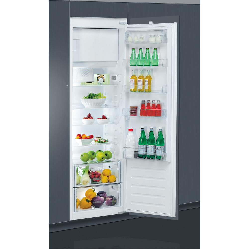 Whirlpool Kühlschrank Einbaugerät WBC 18BC21R Stahl Lifestyle perspective open