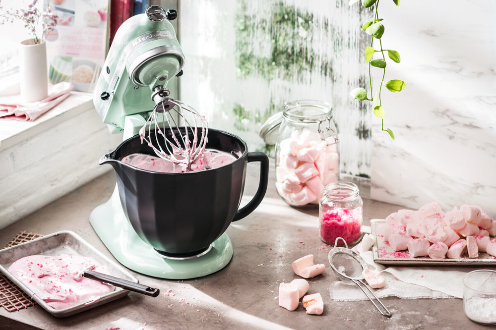 CERAMIC MIXING BOWL 4.7L BLACK SHELL KitchenAid UK