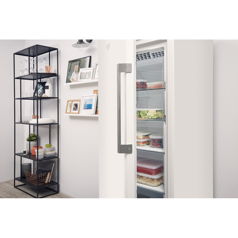 Congelador Vertical De Livre Instalacao Hotpoint Cor Branca