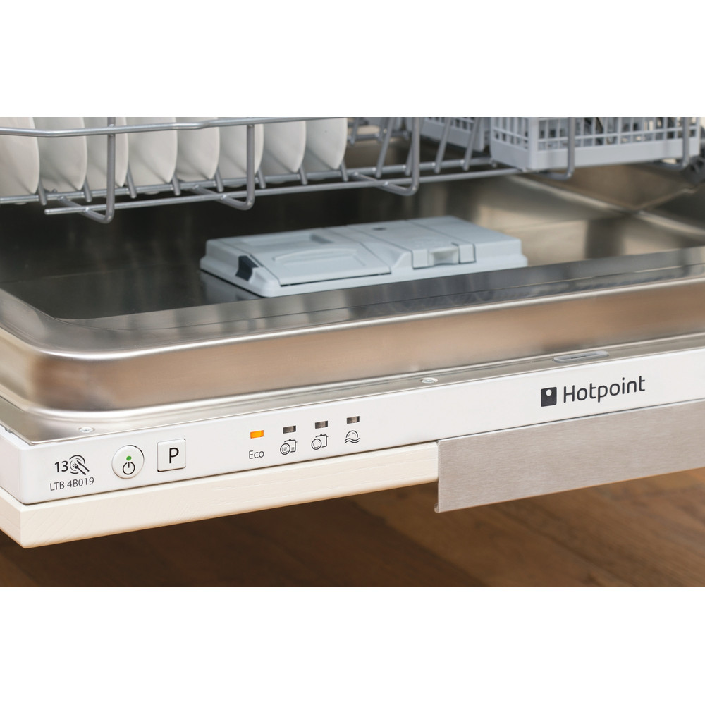 Hotpoint integrated dishwasher full size LTB 4B019 UK Hotpoint