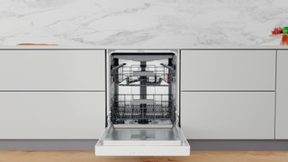 Whirlpool-opvaskemaskine: hvid farve, fuld størrelse - WUC 3C33 F