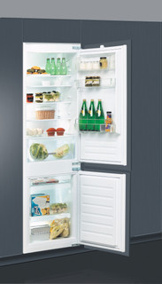 Kalusteisiin sijoitettava Whirlpool jääkaappipakastin - ART 66001