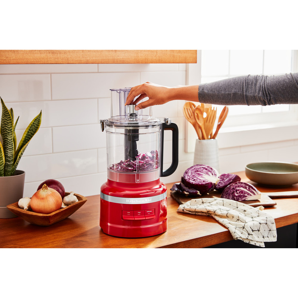 Kitchenaid Food processor 5KFP1319EER Rosso imperiale Lifestyle 1