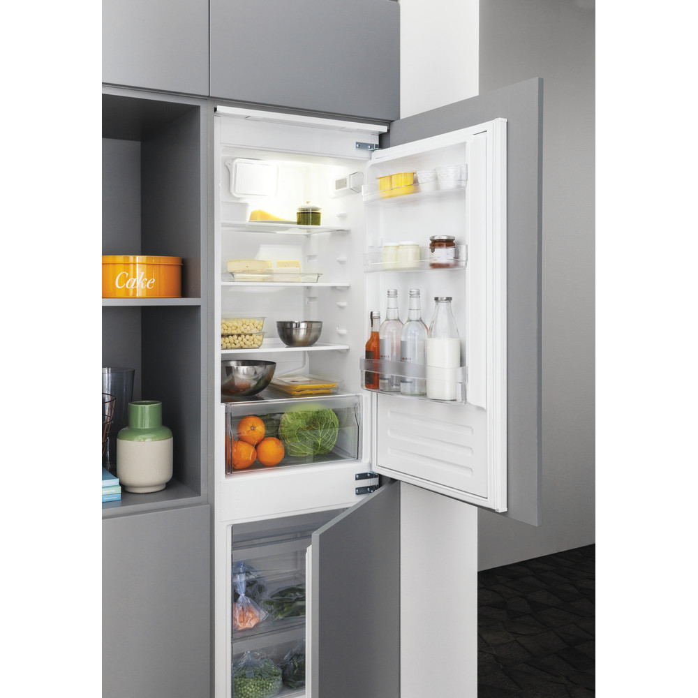 Frigorifero combinato da incasso Indesit B 18 A1 D V E/I 1 | Indesit IT