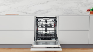 Integreret Whirlpool-opvaskemaskine: inox-farve, fuld størrelse - WIS 9040 PEL