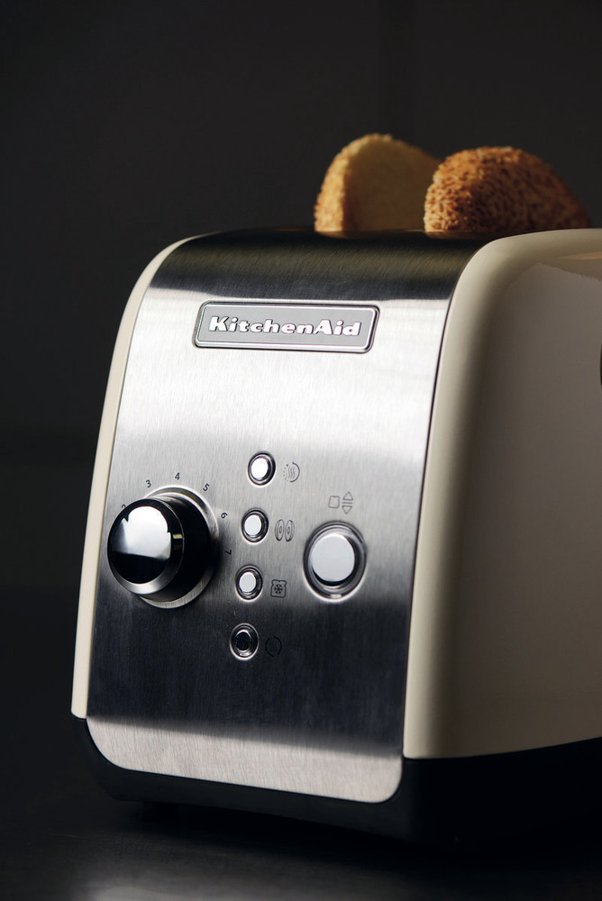 TOASTER 2 SLICE AUTOMATIC 5KMT221 KitchenAid UK