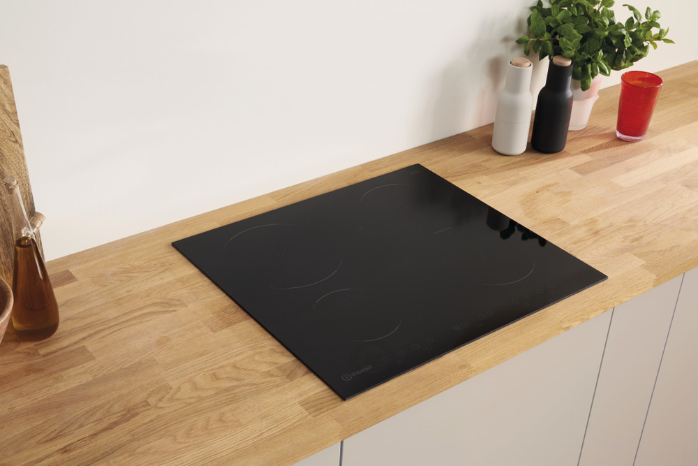 Induction Hob Indesit VID 641 B C | Indesit UK