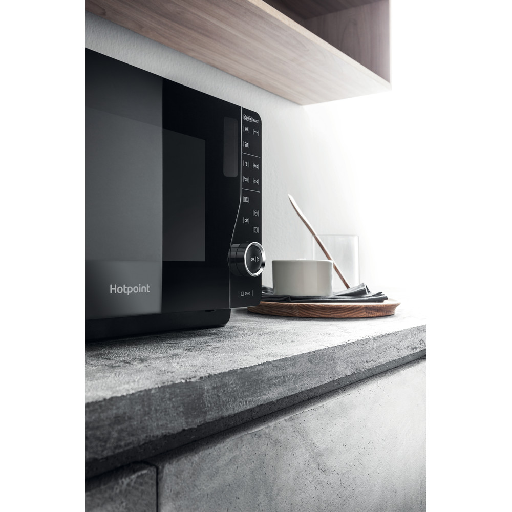 Hotpoint freestanding microwave oven black MWH 2622 MB Hotpoint