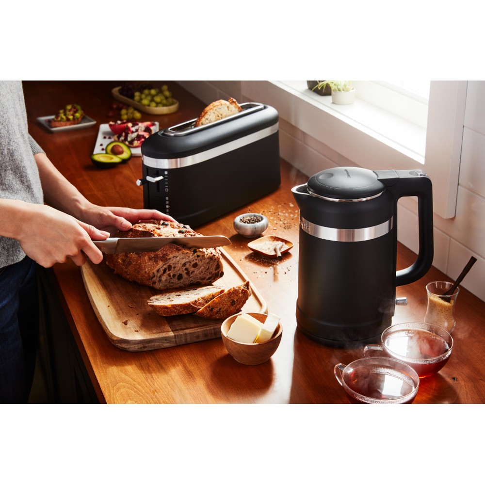 Kitchenaid Toaster Free-standing 5KMT3115BOB Onyx Black Lifestyle